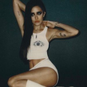 Meet your Posher, Maxwell